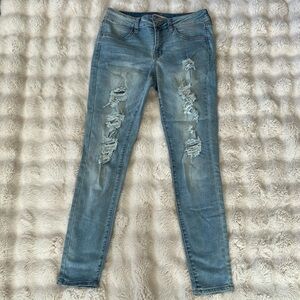 Kohl’s SO Distressed Blue Low Rise Jeggings Women’s Size 11/30W